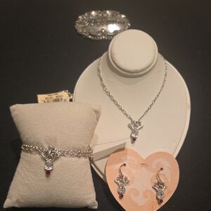 listing-status-banner